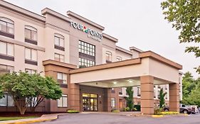 Four Points by Sheraton Nashville Airport